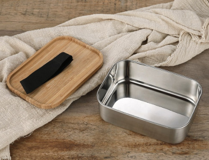 Lifestyle Image Of The Steel Lunch Box With Bamboo Lid